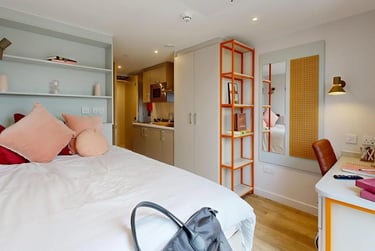 1 bed studio, Moore Street, Devonshire Green, Sheffield, S37HZ - Image 1